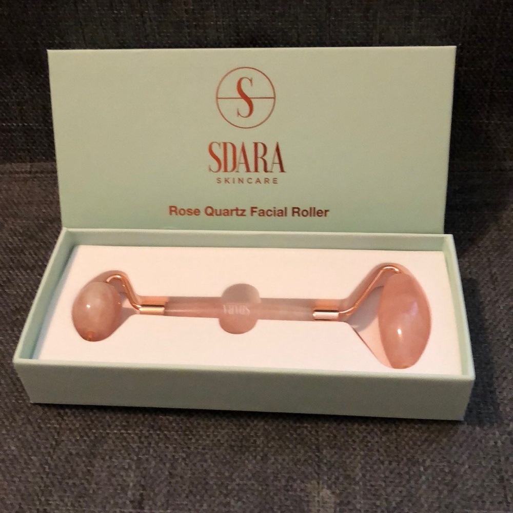 Facial Roller